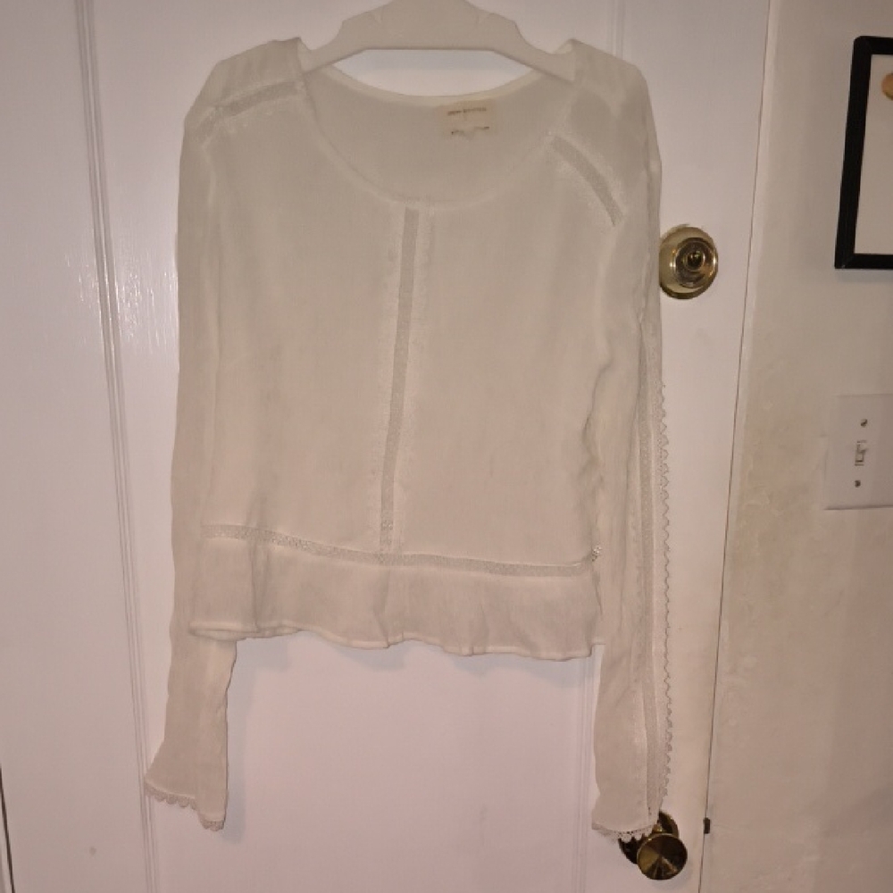Urban Outfitters | White Textured Blouse